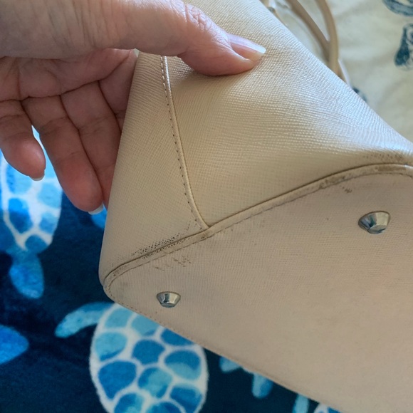 Authentic Burberry Cream Leather Shoulder Bag Fair Condition - Picture 5 of 12